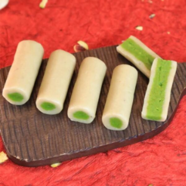 Kaju Pista Roll