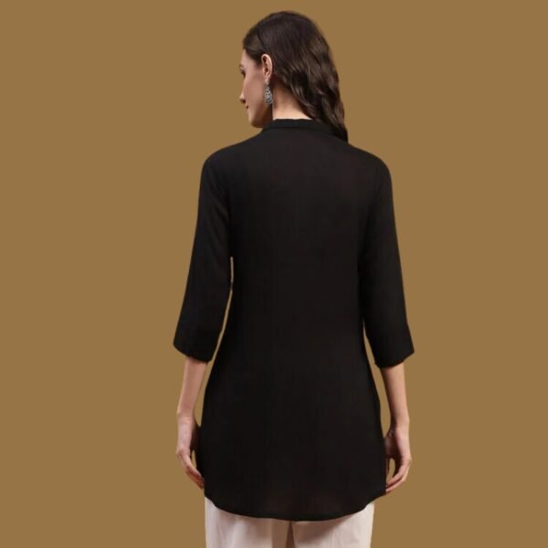 Black Solid Shirt Collar Straight Short Kurti - Image 2