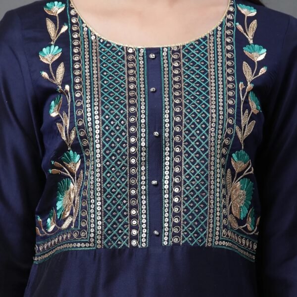 Blue Dori Embroidered Sequined Kurta - Image 3