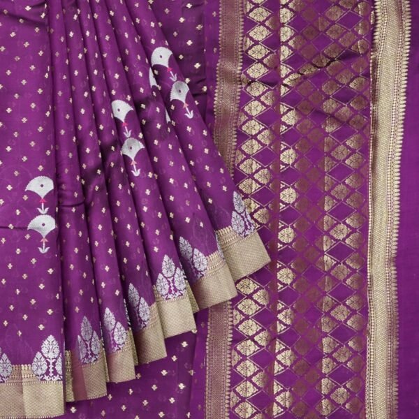 Raw Mango Flower With Bud Butti Dark Wine And Light Green Saree - Image 2