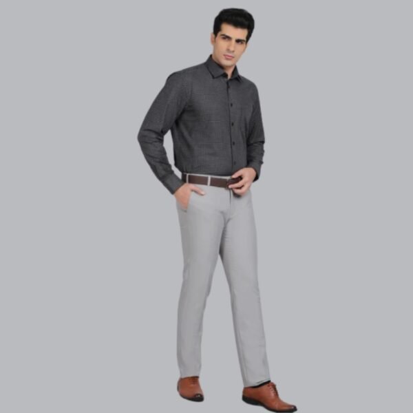 Black Checked Regular Fit Formal Shirt - Image 2