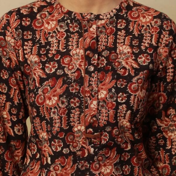 Black Kalamkari Printed Straight Kurta In Cotton Slub - Image 3