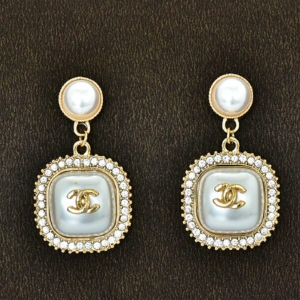 Fancy Zirconia Mother Of Pearl Drop Earrings
