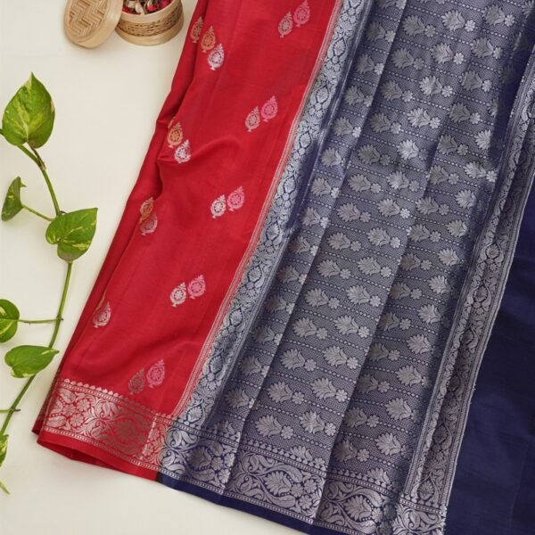 Matka Silk Red Saree - Image 3