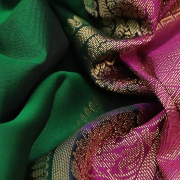 Pure kanchipuram silk saree green and purple with zari woven buttas and zari woven border - Image 3