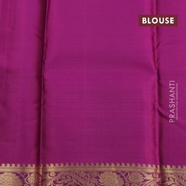Pure kanchipuram silk saree green and purple with zari woven buttas and zari woven border - Image 4