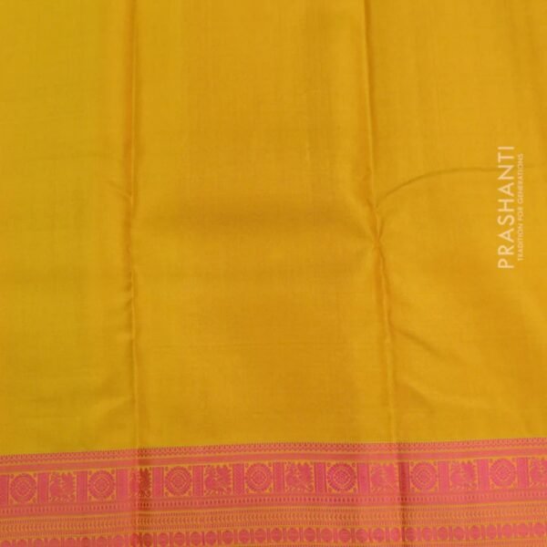 Pure kanchipuram silk saree mustard yellow and pink with plain body and thread woven border - Image 4