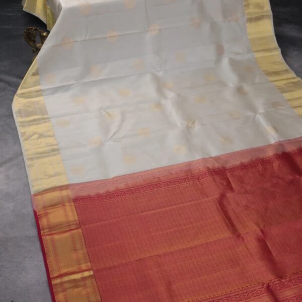 Pure kanchipuram silk saree pastel grey and maroon with zari woven buttas and zari woven border - Image 2