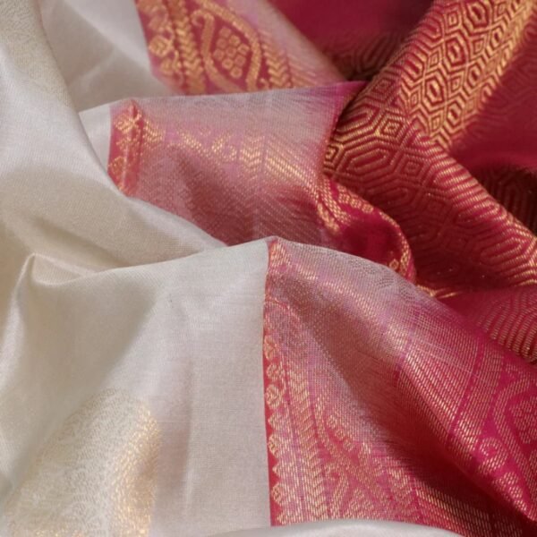 Pure kanchipuram silk saree pastel grey and maroon with zari woven buttas and zari woven border - Image 3