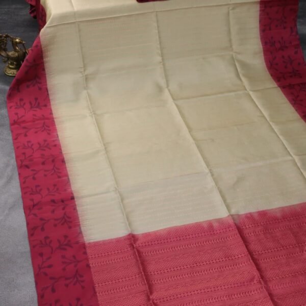 Pure soft silk saree beige and maroon shade with allover copper zari woven butta wevaes and ikat style border - Image 2