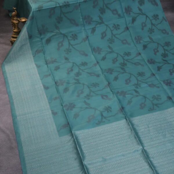 Pure soft silk saree green shade with allover ikat weaves and silver zari woven border - Image 2