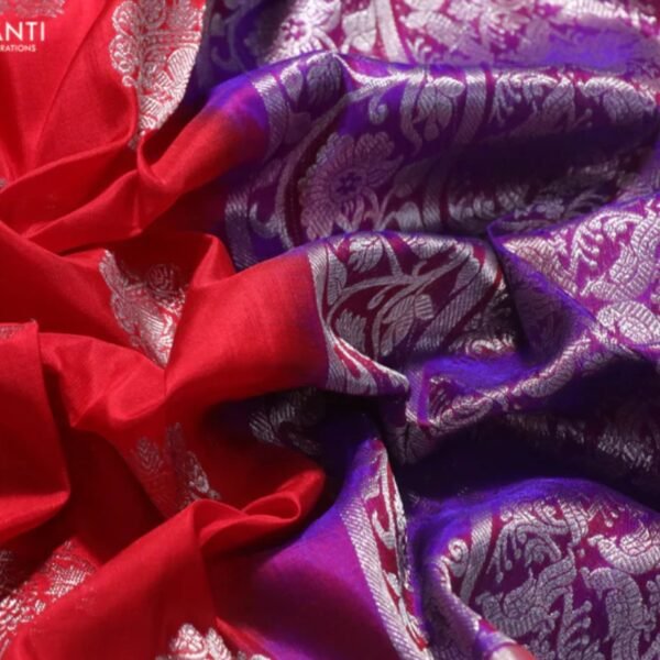 Venkatagiri silk saree red and dual shade of purple with silver zari woven buttas and silver zari woven border - Image 3