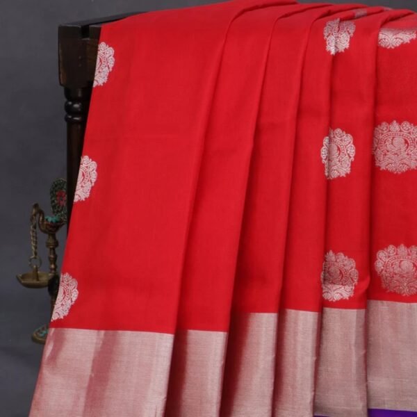 Venkatagiri silk saree red and dual shade of purple with silver zari woven buttas and silver zari woven border